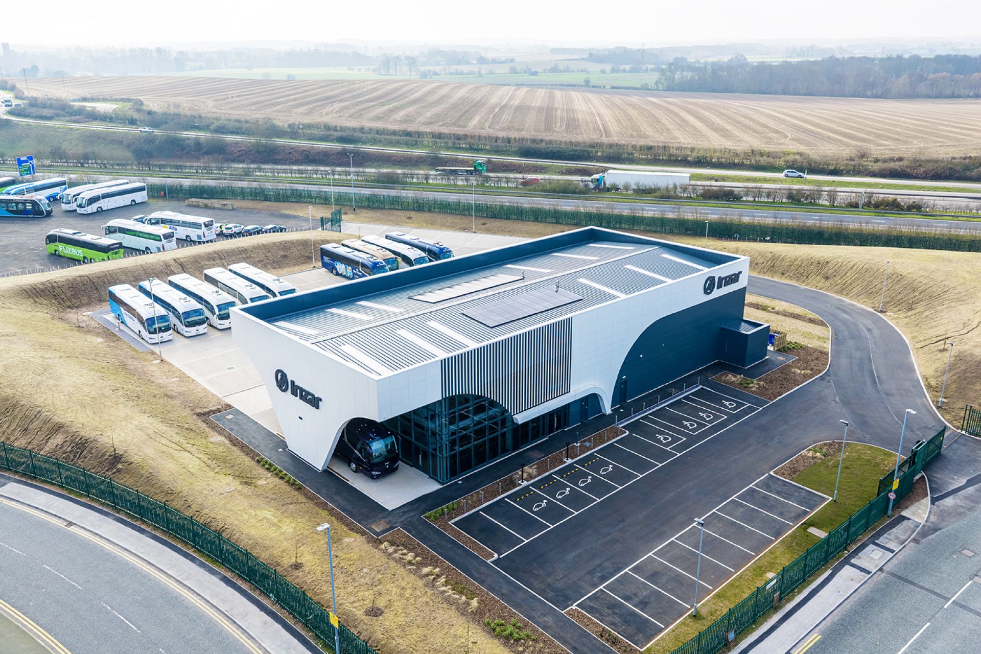 Irizar UK inaugura nueva sede