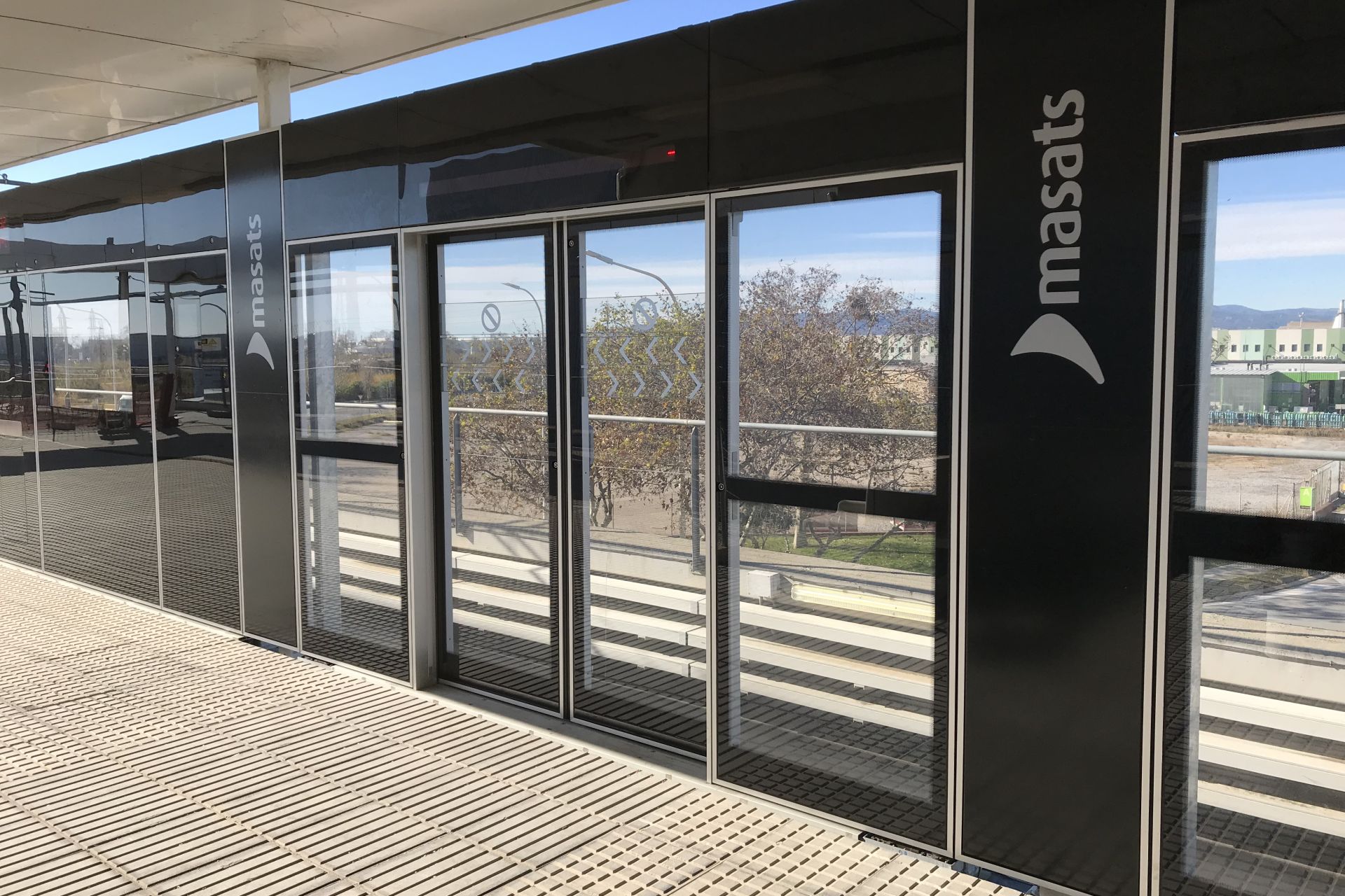 Masats es escogida para el suministro de las puertas de andén de la estación de Trinitat Nova