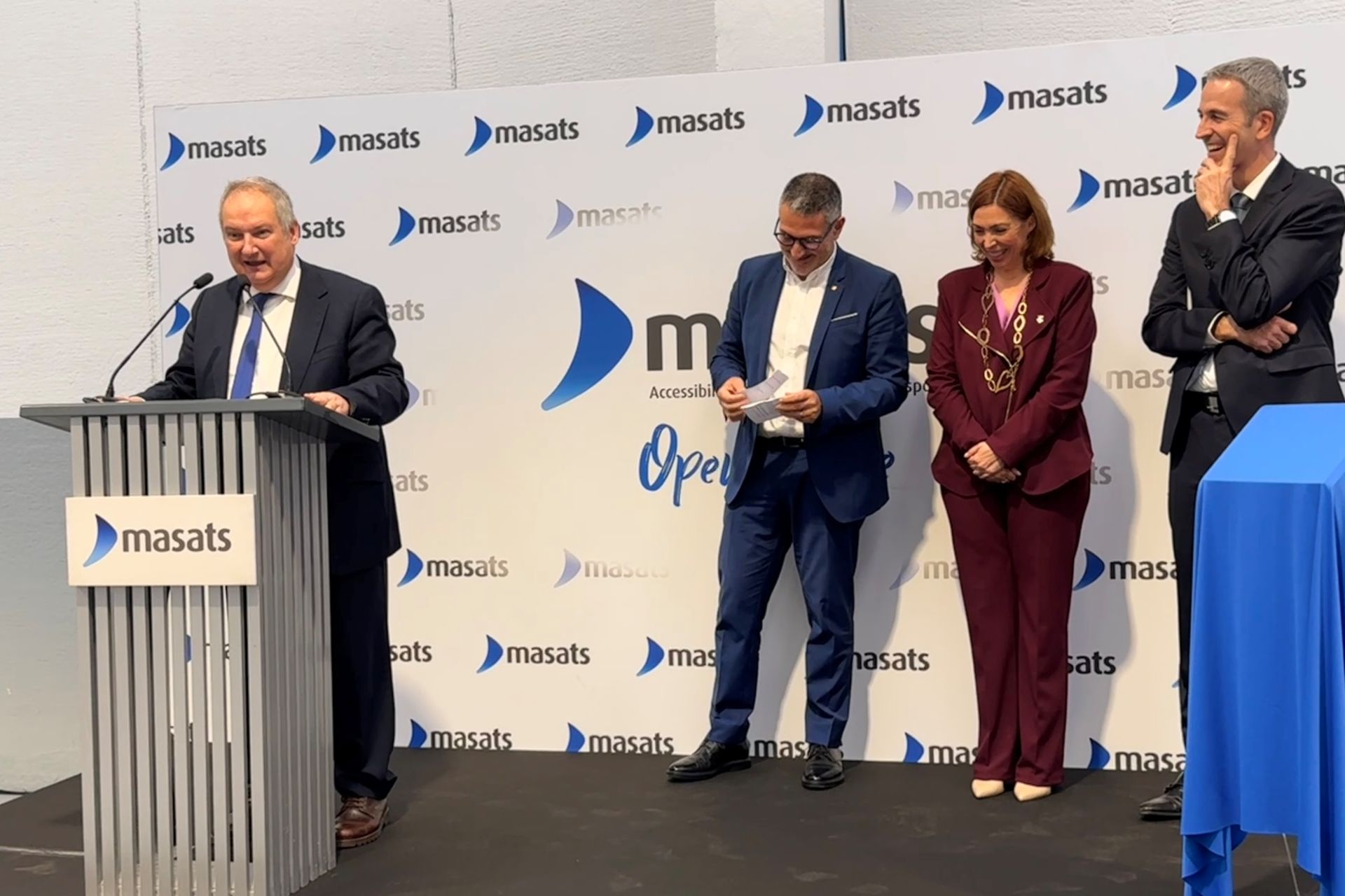 El Ministro Hereu inaugura las nuevas instalaciones de Masats